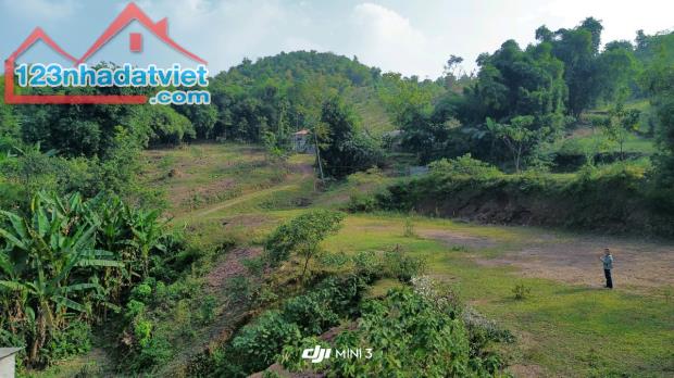 Đất nghỉ dưỡng view đẹp giá rẻ 3600m 400m thổ cư Cao Sơn Lương Sơn Hoà Bình - 2