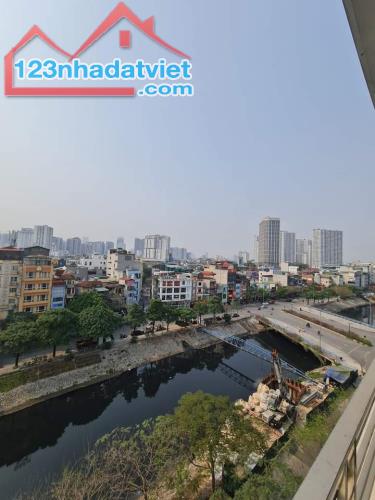 Bán nhà mặt phố Vũ Tông Phan, lô góc, 3 thoáng, 220m2, MT 9m, chỉ 47 tỷ. 0971813682. - 2