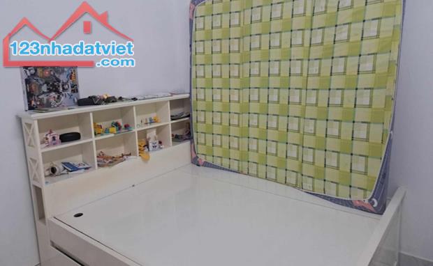 Bán nhà MT kinh doanh Nguyển Thị Thơi, Hiệp Thành, Q12, 94m2, 2 tầng, giá rẻ̉ - 3