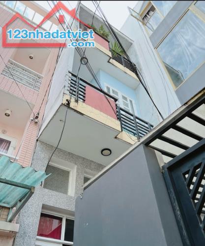 Nhà 3 lầu 3x11m HHX Nơ Trang Long 4.9 tỷ