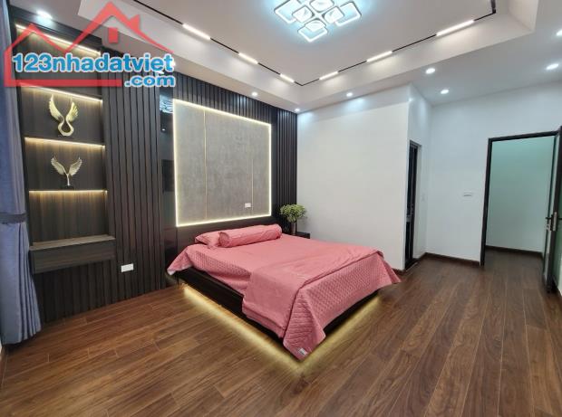 Mặt phố Quang Trung sầm uất gần phố Lê Trọng Tấn 42m2 chỉ 8.2 tỷ. LH 0989.62.6116 - 1