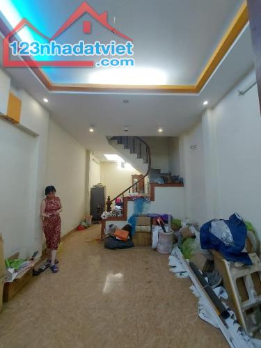 KHƯƠNG ĐÌNH 34M, 4 TẦNG, MT4M, NGÕ RỘNG, CHÀO 5,3 TỶ. - 4