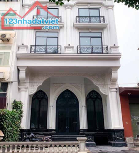 Bán Nhà Mặt Phố Phan Huy Ích, Ba Đình DT 213m2x9T MT 11.5m. Giá Rẻ