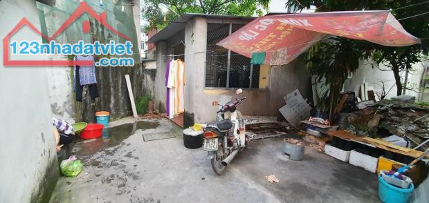 Cần bán lô đất ngõ ô tô vào tân đất ngõ phố Nguyễn Chí Thanh, thành phố Hải Dương