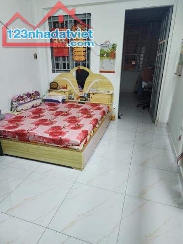 NHÀ 3 TẦNG 80M2 MẶT TIỀN KINH DOANH ĐƯỜNG NGUYỄN VĂN YẾN SẦM UẤT - 4