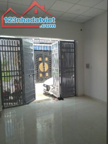 Bán nhà 70m2, hẻm 6m, Lã Xuân Oai, Long Trường, Quận 9. Giá nhỉnh 4tỷ - 3