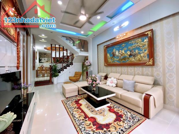 Siêu phẩm 1 xẹc xe hơi Nguyễn Tư Giản, khu Vip, diện tích tốt giá tốt