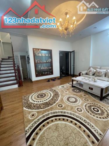 hạ tụt dốc 47m giá 6.05 tỷ tại cự lộc thanh xuân. - 2