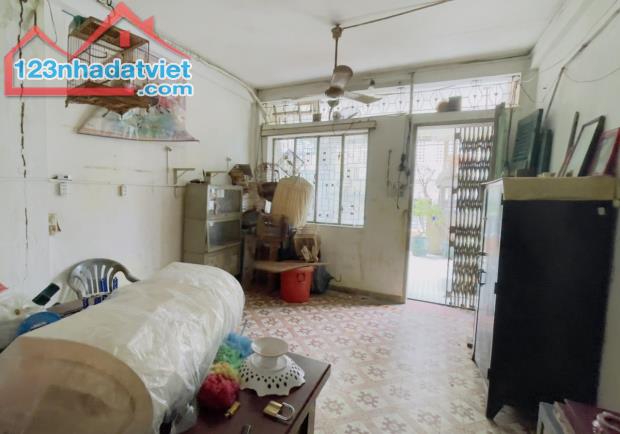 Cần Bán Nhà Mặt Tiền Kinh doanh Đường Ba Vì, Phường 15, Quận 10, 93m2, Ngang 4m - 4