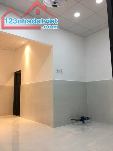 Bán nhà Viĩnh Phước gần ĐH Nha Trang, có 7 phòng trọ studio cho thuê,dt 112m2, giá 3,3 tỷ - 1