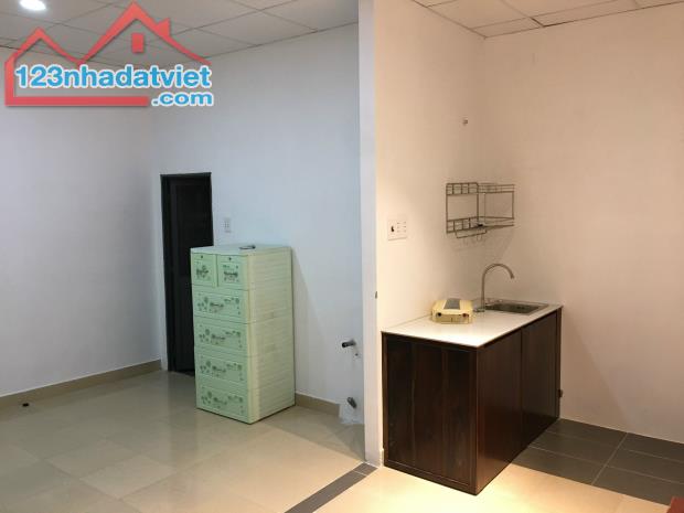 Bán nhà Viĩnh Phước gần ĐH Nha Trang, có 7 phòng trọ studio cho thuê,dt 112m2, giá 3,3 tỷ - 2