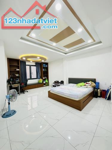 VÀO Ở NGAY! Bán Nhà Mới 4 Tầng HXH Nguyễn Thiện Thuật, 58m2 (4.5x13m), 10.8 Tỷ TL - 2