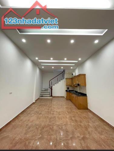 Bán nhà rẻ đẹp Kim Mã 72/80m2 4tầng mặt tiền 4.1m 8 tỷ Ba Đình - 2