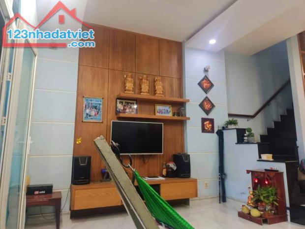 NHÀ 3 TẦNG XE HƠI NGỦ TRONG NHÀ LÊ VĂN THỊNH KẾ BÊN CHỢ CÂY XOÀI, QUẬN 2 - DT 105M2 NHỈNH - 1