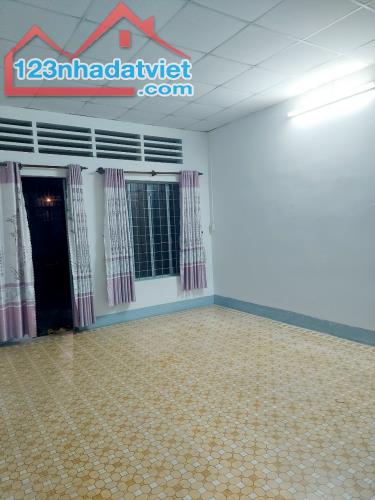 Bán nhà cấp 4 khu Cư xá Công an B5 DT 5.8 X 20, Phường Tân Hiệp.