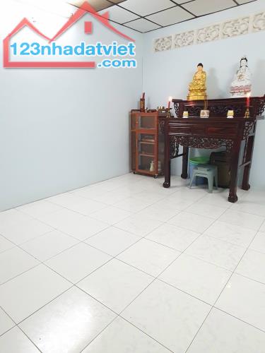 Bán nhà tỉnh lộ 43 phường Bình chiểu thủ Đức.80m².giá 2.95 tỷ. sổ hồng riêng. Công nhận đủ