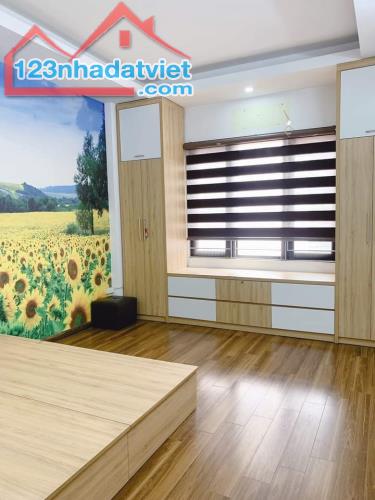 Bán nhà Ngô Quyền. Hà Đông DT47m x 5T. Mặt tiền 3.9m. Giá 8.56 tỷ. - 3