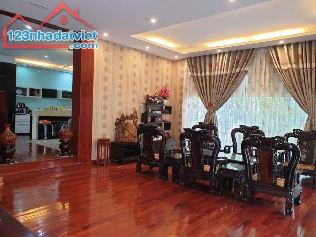 Bán nhà biệt thự lô góc 2 mặt tiền đường 7.5m và 5.5m ven biển Phạm Văn Đồng, Sơn Trà, ĐN - 2