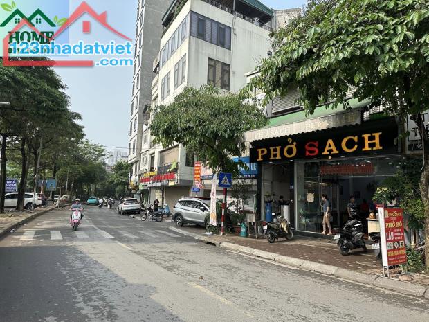 BÁN ĐẤT MẶT PHỐ THƯỢNG ĐỊNH, CẠNH ROYAL CITY, 90m , mt 8m, Giá chào bán 35,99 Tỷ. - 1