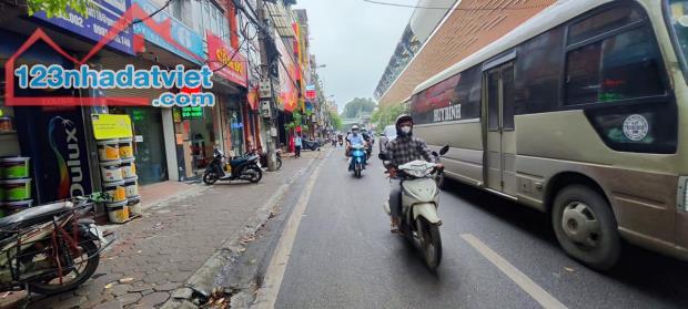 Bán Nhà Đường Láng Đống Đa 50m Mặt Phố Kinh Doanh - 1