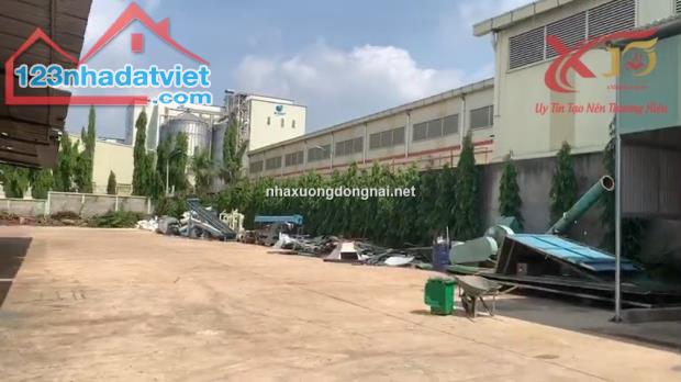 Bán nhà xưởng 13000 m2 KCN Dầu Giây Đồng Nai chỉ 26 tỷ - 1