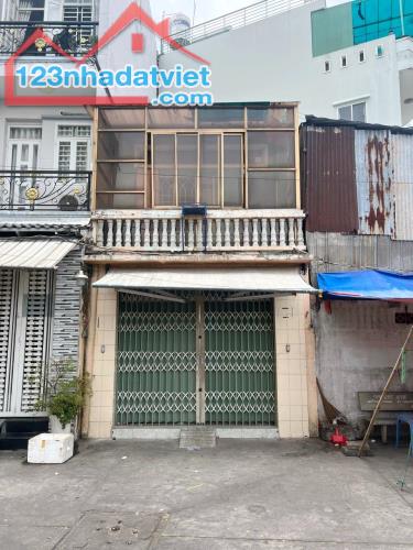 Nhà 2 tầng nở hậu 6.8m HXH quay đầu Hưng Phú P.10 Q8