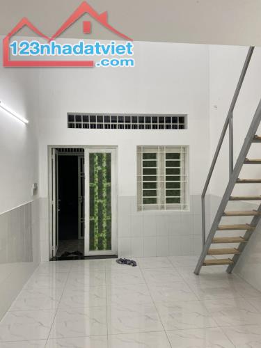 Bán đất 10x17 ngay Xuân Thới Sơn Hóc Môn có sẵn 2 căn trọ liền kề như hình giá 890tr - 2