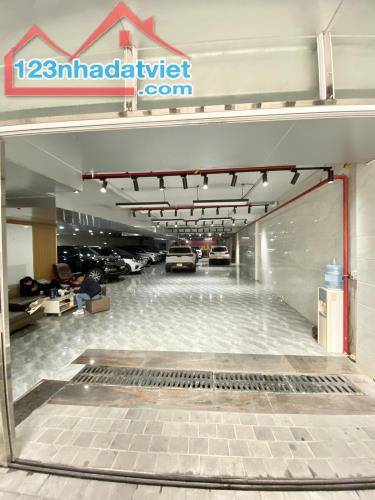 MẶT PHỐ VIP CẦU GIẤY TOÀ TỔ HỢP NHÀ HÀNG KHÁCH SẠN LÔ GÓC 4 MẶT THOÁNG 588m2, MẶT TIỀN 25m - 3