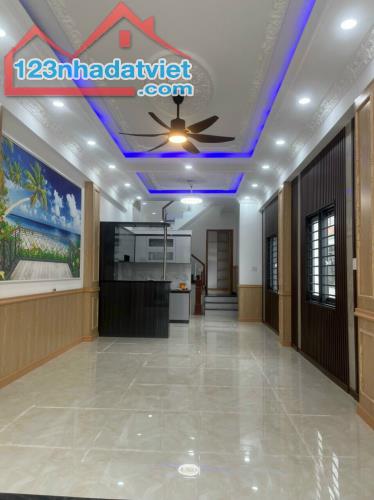 Bán 3 căn nhà 1 trệt 1 lầu, p Bửu Hòa, Biên Hòa. 69m2 shr thổ cư chỉ 3,050 tỷ - 2