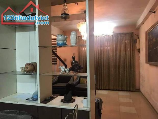 Gấp bán nhà ngang 8m, dt 220m2, giá 33 tỷ, ngay Mặt tiền Hoàng Văn Thụ, Phú Nhuận. - 5