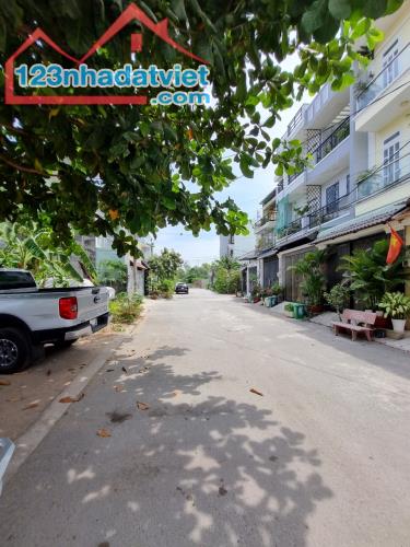 Chủ kẹt tiền bán gấp nhà  1 trệt 1 lầu, Tăng Nhơn Phú B, 52m2 sát KDC đông đúc - 4