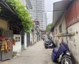 Bán nhà riêng phố Tân Xuân, BTL, dt 35m2, ô tô đậu cữa ngày đêm, nhà dân xây, giá 1,9 Tỷ