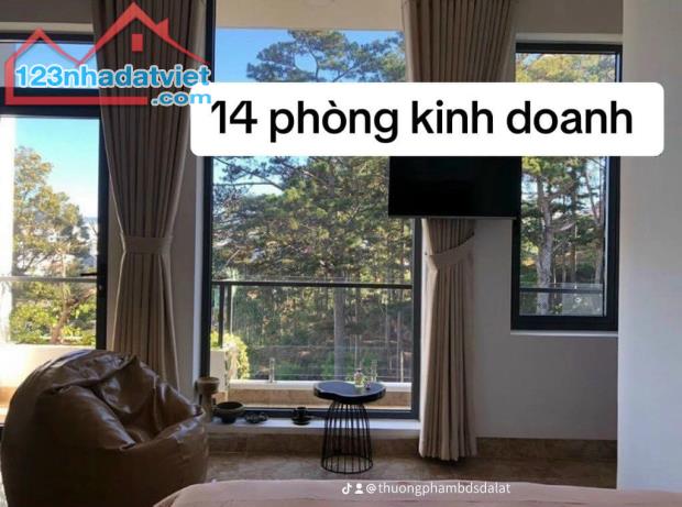 Bán khách sạn mini cực mới view Thông ngay trung tâm Đà Lạt