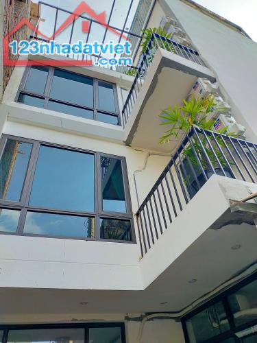 MẶT PHỐ MINH KHAI 110M2 5 TẦNG, MT RỘNG, VỈA HÈ TO, GIÁ ĐẦU TƯ 24 TỶ.