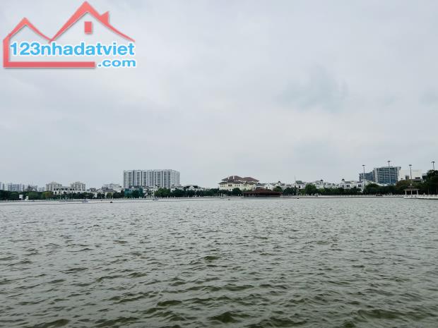 Bán Biệt thự Song Lập_full NT_185.6m2_Khu Hồ Tuy Lip_Vinhomes Riverside The Harmony - 3