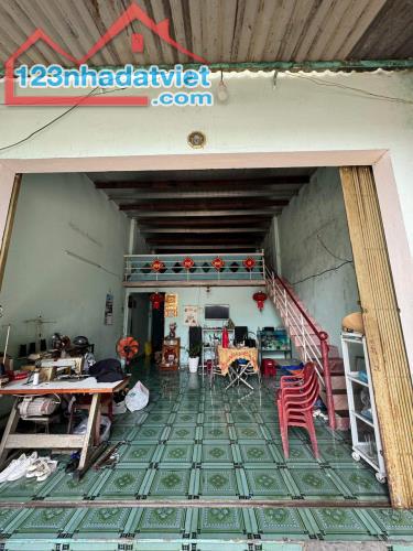 Bán nhà gác lửng 3PN đường Nguyễn Chích- Hòa Minh- Liên Chiểu giá 3ty350 LH 0942992361
