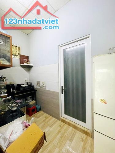 BÁN NHÀ MẶT TIỀN LIÊN KHU 4-5 CÓ LỀ ĐƯỜNG KINH DOANH TỐT, 120M2 NHÀ CẤP 4 3PN 2WC - 2