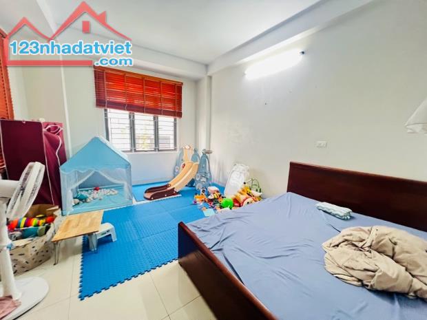 Bán nhà Võ Chí Công- 36m x 5T- lô góc- 30m oto- 5 ngủ- chỉ 5 tỷ 5 - 3