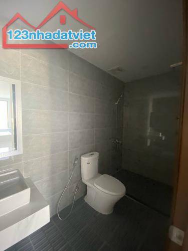 Cần bán 2PN 80m2 Full nôi thất view Đông bắc 3,85 tỷ bao hêt tại Lavida Plus,LH 0938839926 - 2