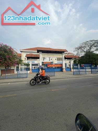 Bán Đất MTKD đường Trương Phước Phan - Lê Văn Quới 72m² ( 4 x 18 ) - Xây tự do