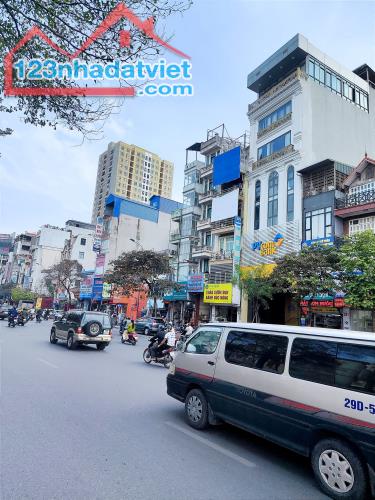 Bán nhà mặt phố Trường Chinh, Kdoanh, Vỉa hè rộng, 183m2, MT 7,1m, 63 tỷ - 2