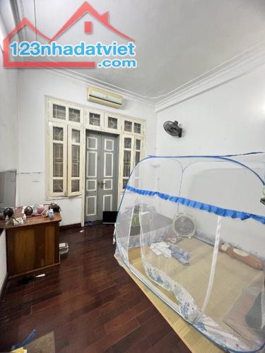 Bán Nhà 48m2 - Mỹ Đình -Từ Liêm, Cách Phố 30m, giá 6.55 tỷ. - 4