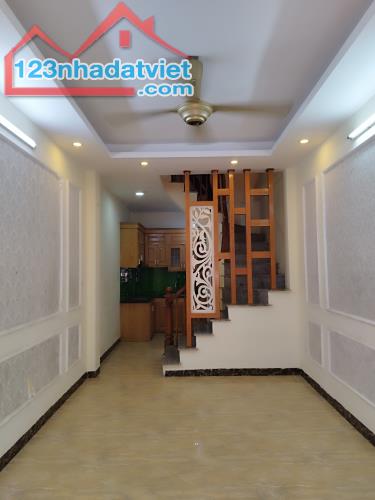 Nhà 2 mặt thoáng - 30/33m2 - 4tầng - 4.4 tỷ - Phan Đình Giót - Hà Đông - 1