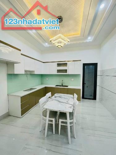 NHÀ ĐẸP 3 TẦNG - 4PN FULL NỘI THẤT HXH 6M KDC THE SUN 83 ĐÀO TÔNG NGUYÊN, NHÀ BÈ - 2