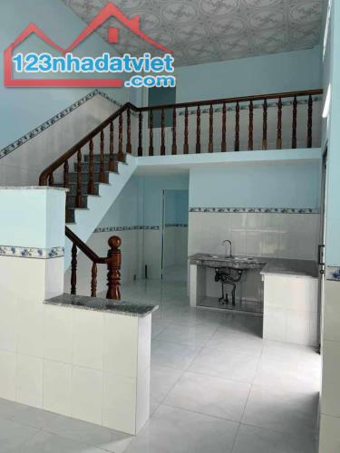 Chính Chủ Cần Bán Gấp Dãy Trọ 150m2(5x30m) Gồm Căn Nhà Cấp 4 + 4 PTro Ngay KCN Mỹ Phước 3 - 1