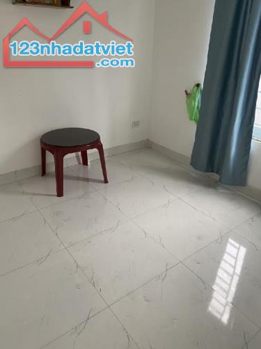 Nhà dân xây phân lô Cán bộ Thanh Trì 42m x 5 t ô tô tránh KD  gần phố giá 6.2 tỷ - 3