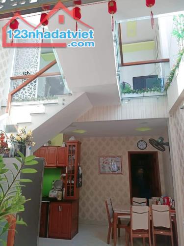 ► Nhà Nguyễn Phước Nguyên Kiệt Ô tô 30m ra MT , 134m2, 3 mê, + 2 Phòng thuê lối đi riêng - 1
