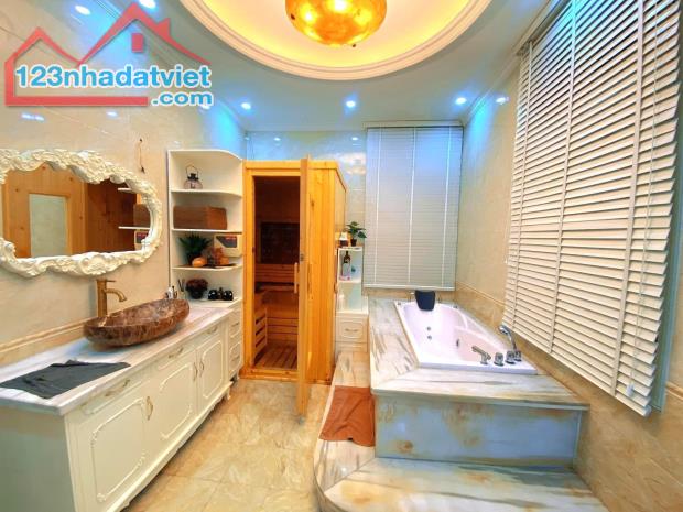 BIỆT THỰ ĐẲNG CẤP 18m RA PHỐ CẦU GIẤY LÔ GÓC THANG MÁY KINH DOANH 180m2 MẶT TIỀN22m SỔ ĐẸP - 3