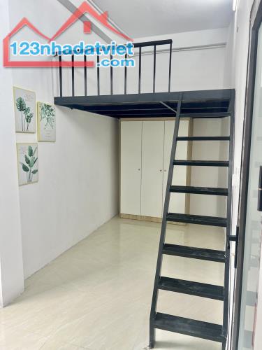 Bán tòa nhà CCMN Phùng Khoang, DT 70m2 xây mới 6 tầng thang máy, gác xép 16pkk giá 12.5 tỷ - 3