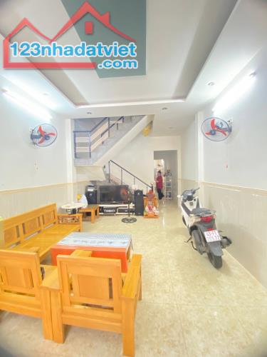 Bán nhà 2 tầng đường Hoa Lư- Nại Hiên Đông-Sơn Trà giá 3ty650 có thương lượng 0942992361